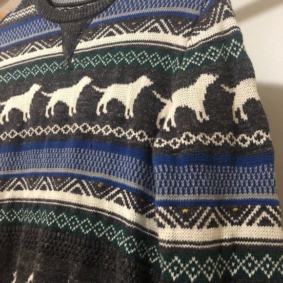 Sweater - Chaps size small. In excellent used condition. dog and tree pattern. - Picture 2 of 5